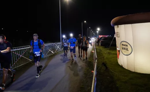 Największe wyzwanie Festiwalu Biegowego! Bieg na 100 km wystartował w środku nocy - 88